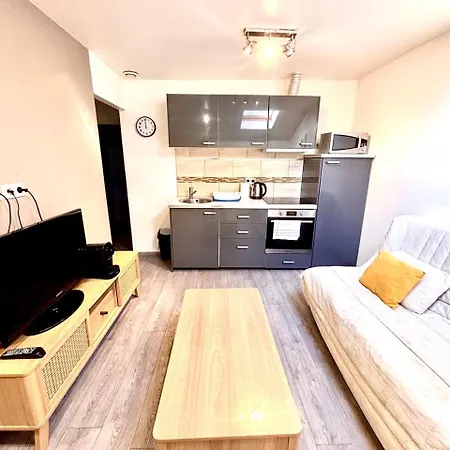 Le Saint - Apartment *